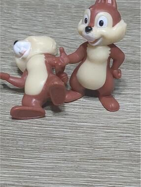 Set of 2 Vintage Chip 'n' Dale Plastic Figurines